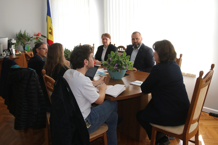 O echipă de experți francezi vor susţine R. Moldova în proiectarea sistemelor centralizate de irigare
