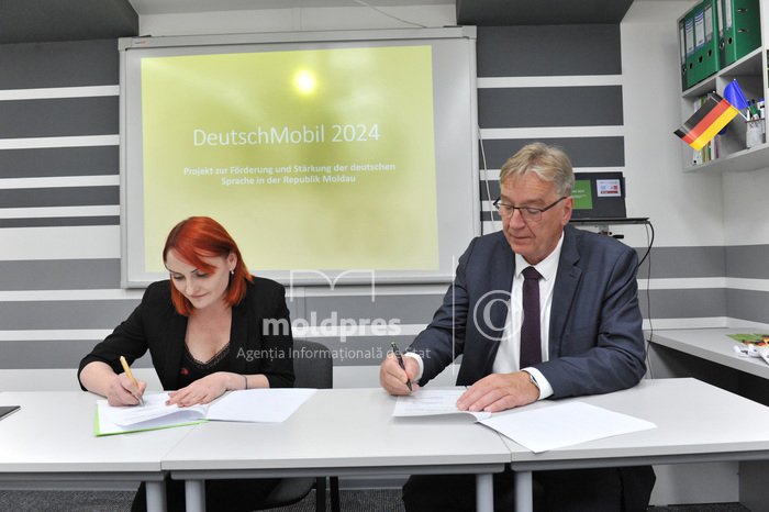 Profesori și elevi din R. Moldova vor putea studia mai aprofundat limba germană, grație unui proiect