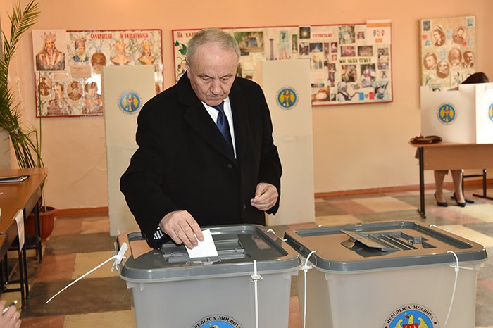 Şeful statului Nicolae Timofti a optat „pentru binele R. Moldova”