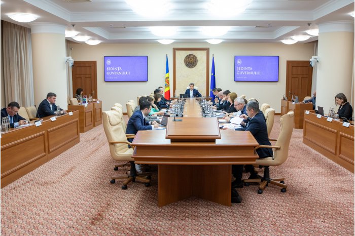Строительство ЛЭП Бельцы-Сучава: Правительство одобрило ратификацию соглашения с ЕБРР
