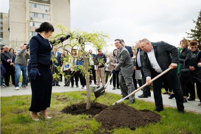 New green area inaugurated in Soroca on World Eart