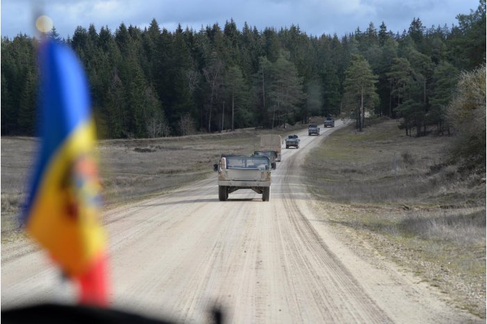 Moldovan Defence Ministry says more military technology units to move on national roads in next weeks 