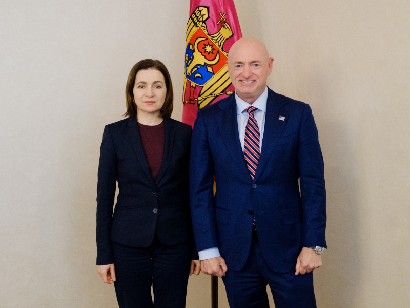 Președinta Maia Sandu s-a întâlnit cu senatorul american Mark Kelly
