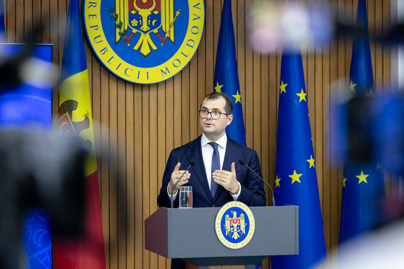 Politica fiscală pentru anul 2027, prezentată de Prim-ministrul Vasile Tofan: Reducerea poverii pe muncă, stimularea investițiilor și o taxare mai echitabilă