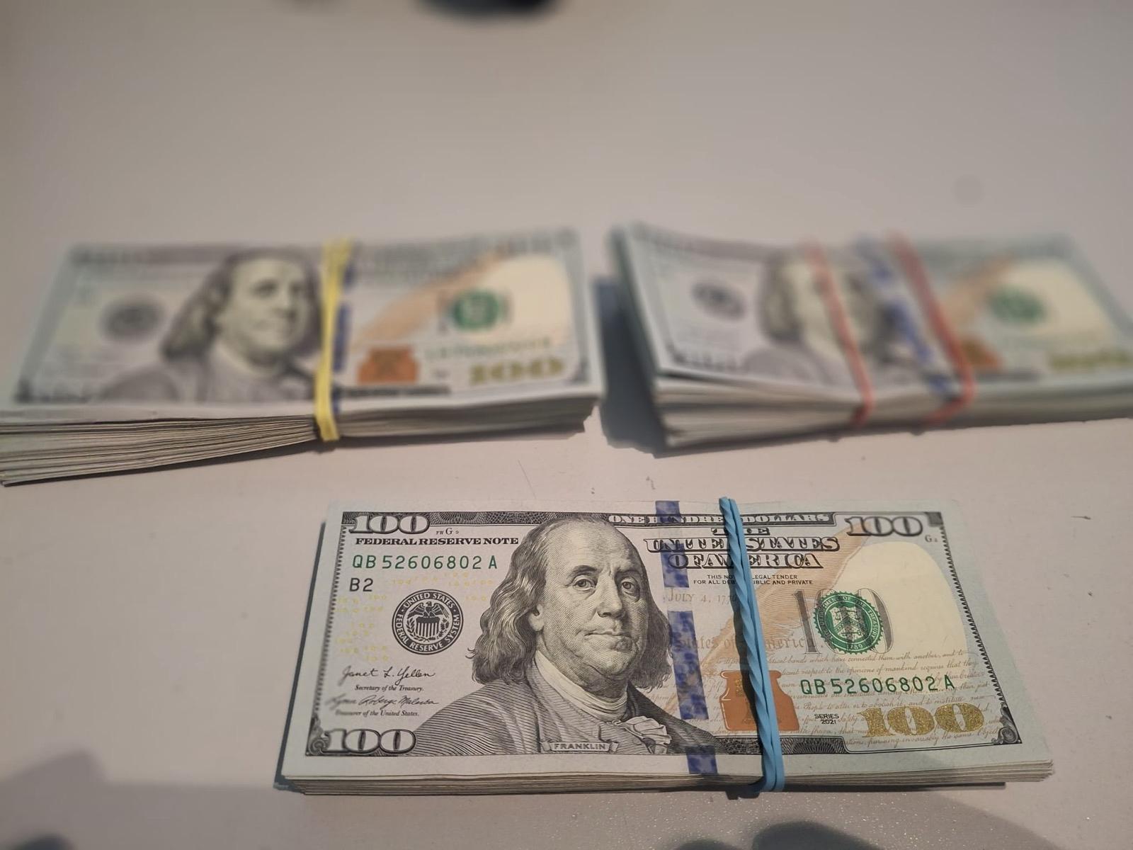 Trei tentative de transportare ilicită a mijloacelor financiare, prevenite la Aeroport