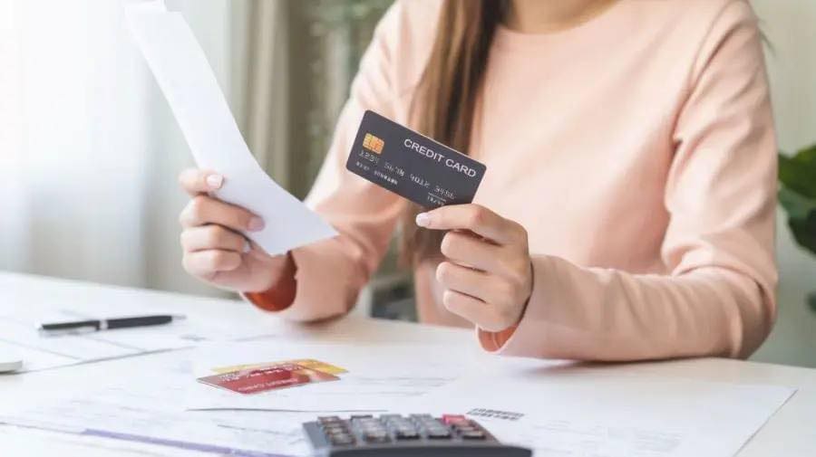 Prestatorii de servicii de plată vor fi obligați să informeze consumatorii despre comisioanele aplicate