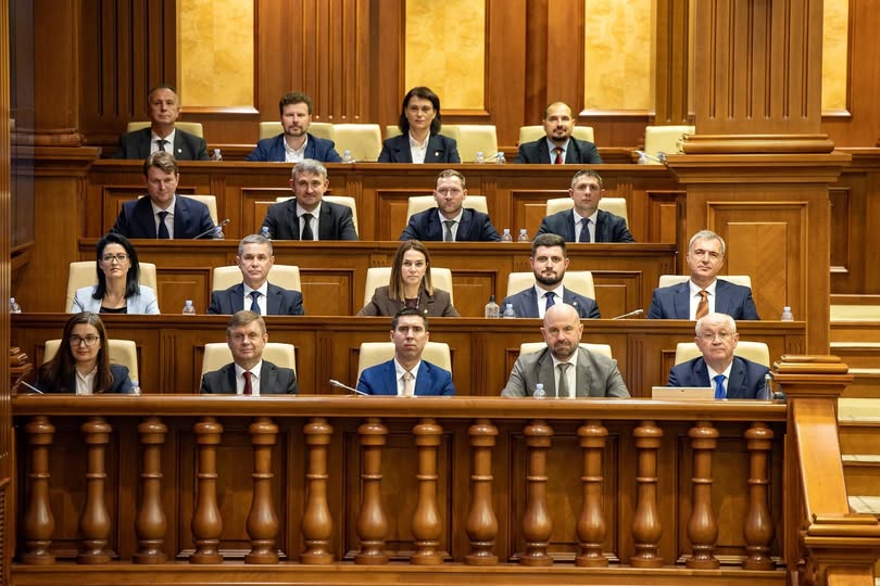 Cabinetul de miniștri condus de Alexandru Munteanu va depune jurământul de învestire 1 990a848f8f3e33210195d64d3ffc574d 1 6905a74c8b02f