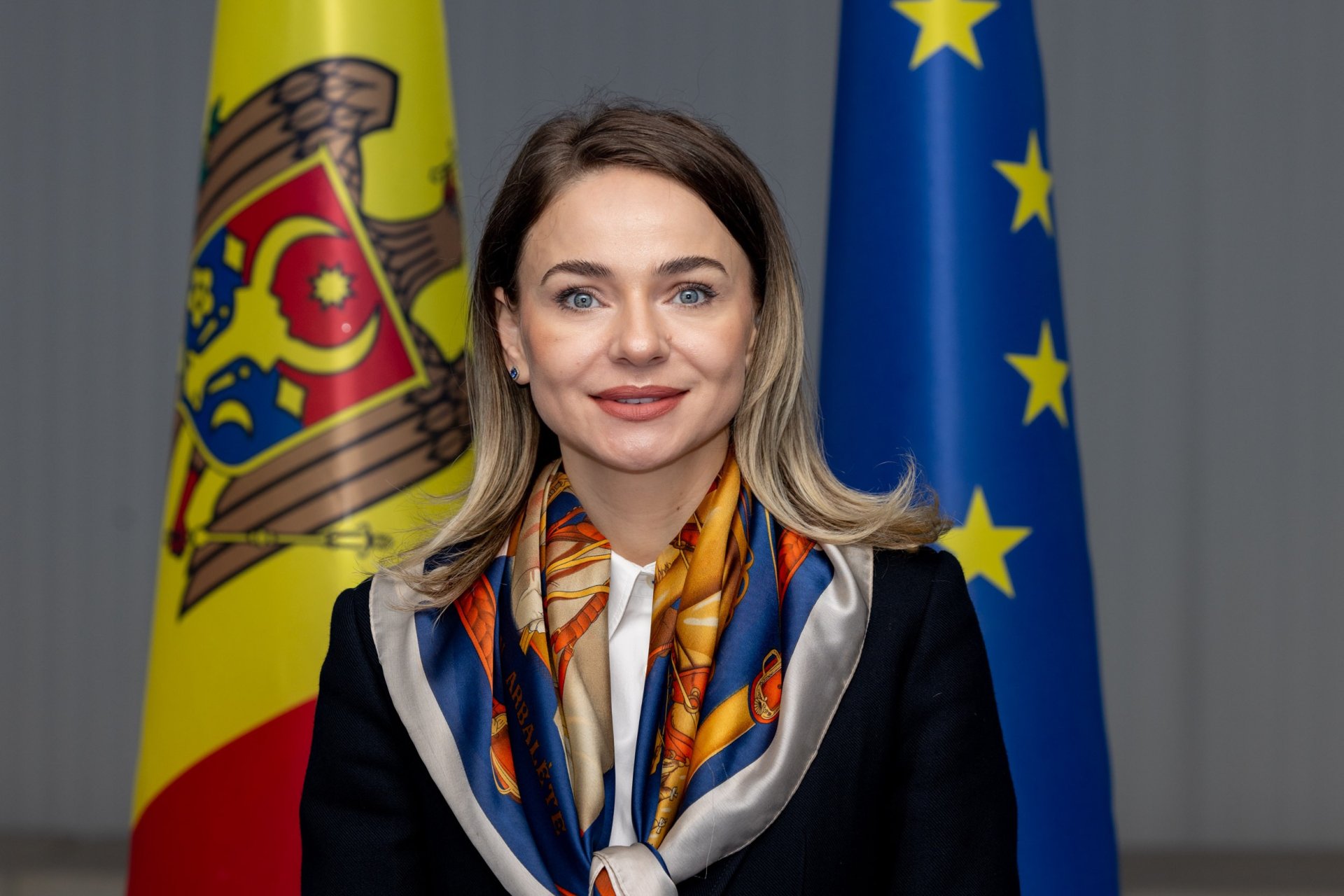 Remanieri de cadre la Guvern: Rodica Crudu și Cristina Cerevate, numite în funcțiile de secretar de stat al Biroului pentru Integrare Europeană