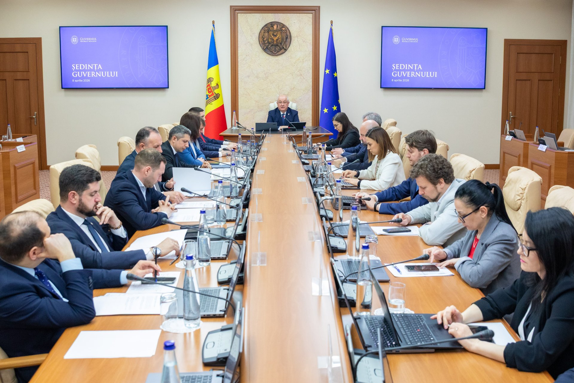 Executivul facilitează crearea locurilor de muncă pentru persoanele condamnate