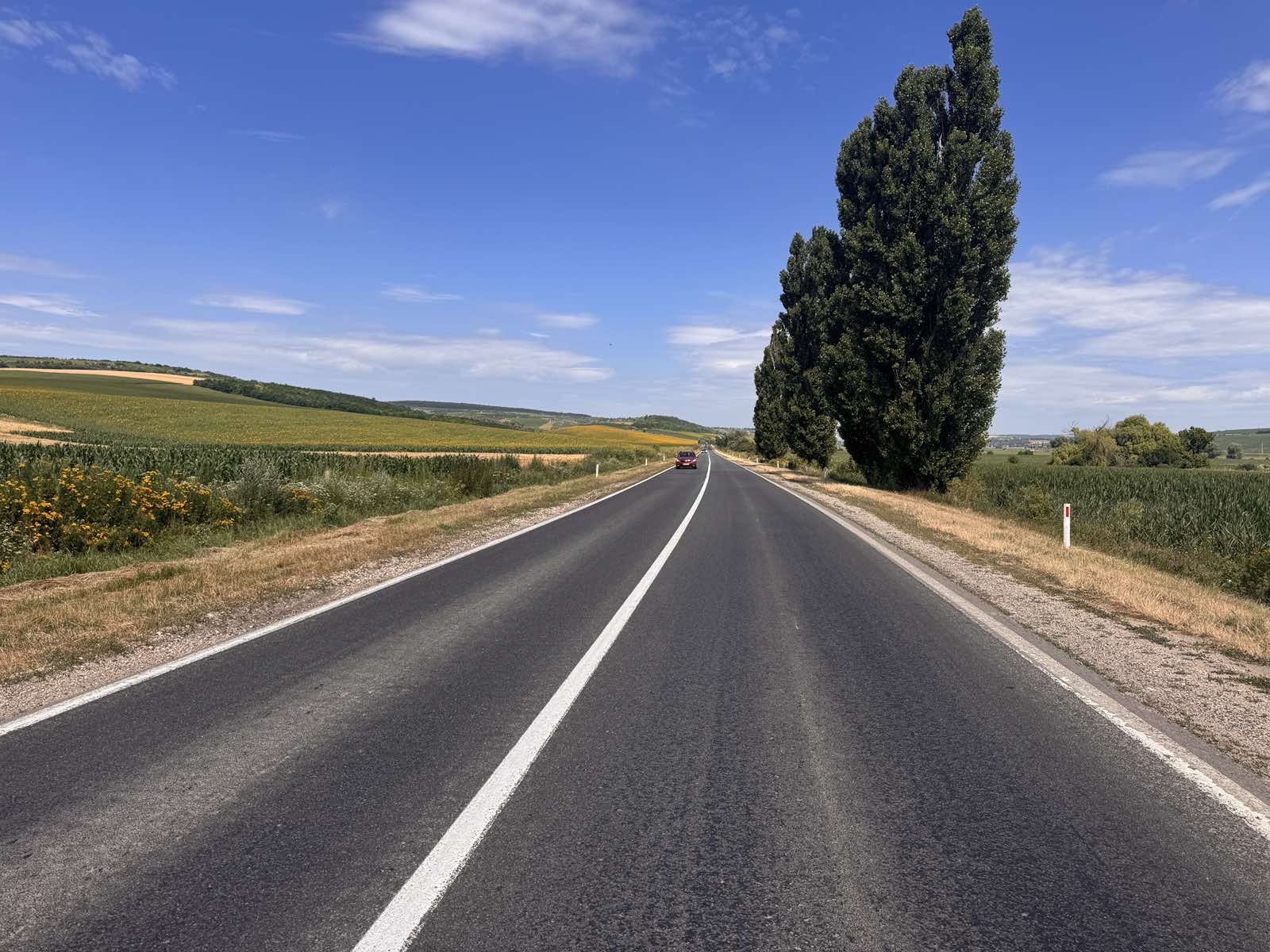 Trafic mai sigur pe drumul R3: au fost finalizate lucrările dintre Hâncești și Bozieni