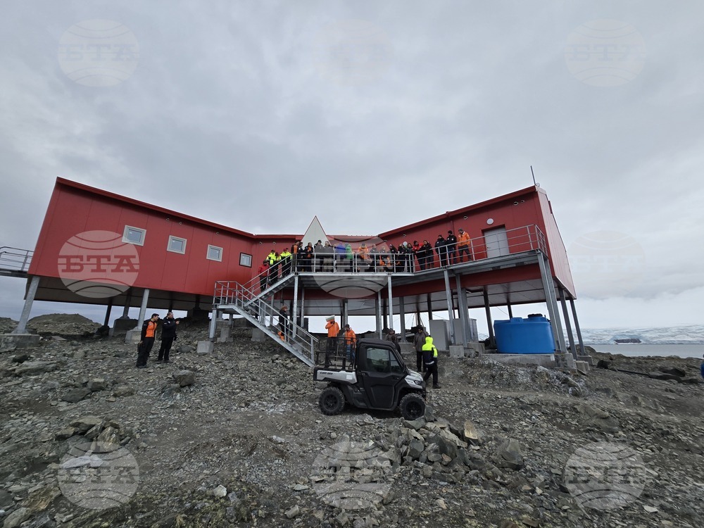 BTA: First Bulgarian Geodesist to Set Foot on Antarctica Worked on Research Laboratory at Bulgaria’s Livingston Island Base