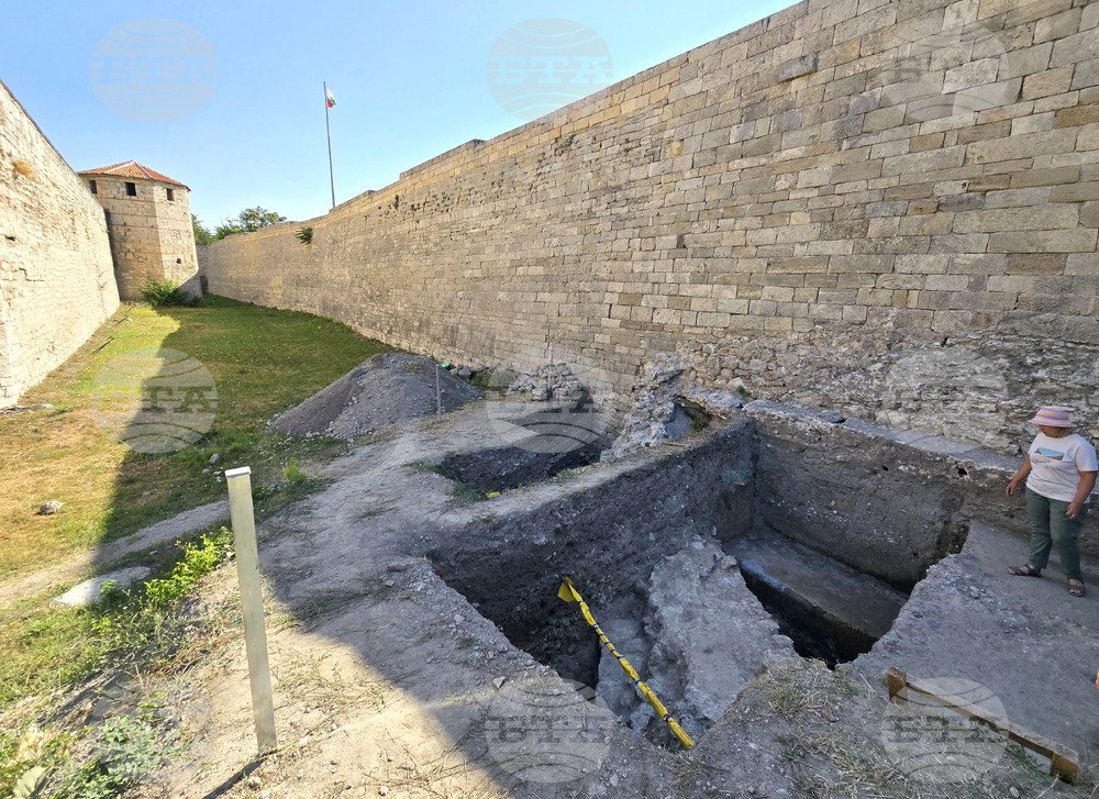 BTA: Săpăturile din șanțul cetății Baba Vida confirmă existența unei fortificații din perioada bizantină timpurie