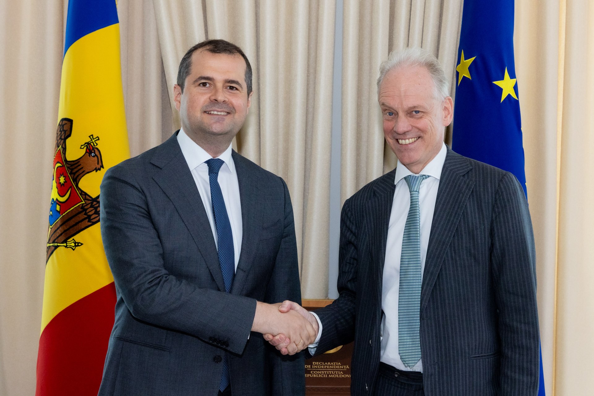 Premierul Vasile Tofan, în discuții cu Directorul General pentru Extindere și Vecinătatea Estică al Comisiei Europene, Gert Jan Koopman