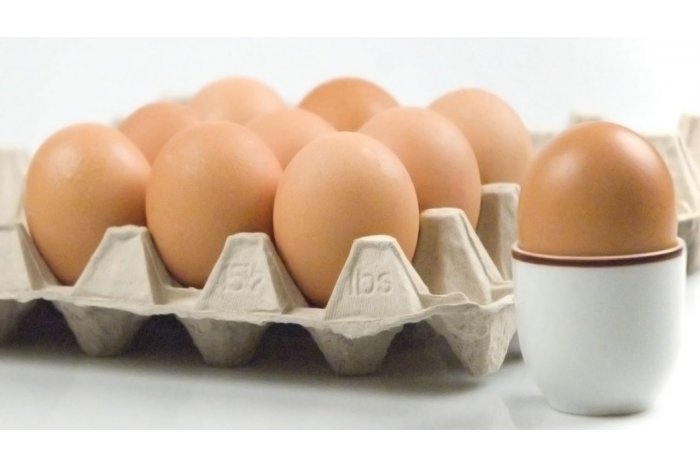 Un lot de ouă de găină, retras de pe piață. Consumatorii sunt îndemnați să returneze produsul în magazine