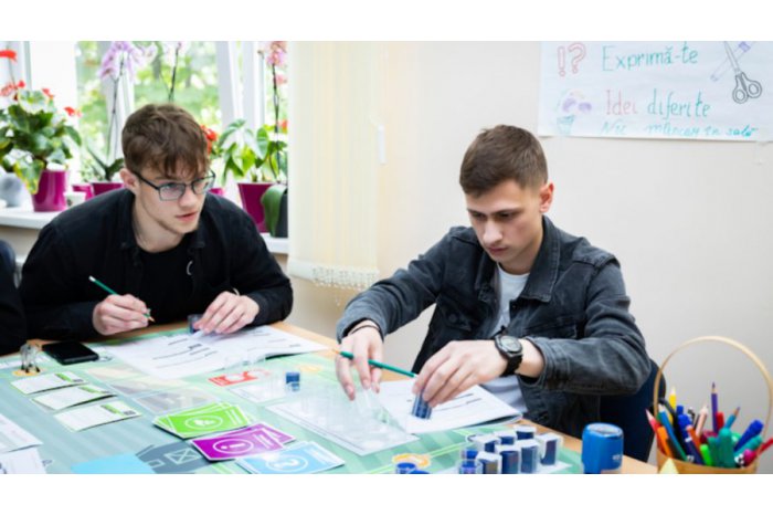 Reforme inițiate de MEC în învățământul profesional tehnic: modificări propuse la trei instituții