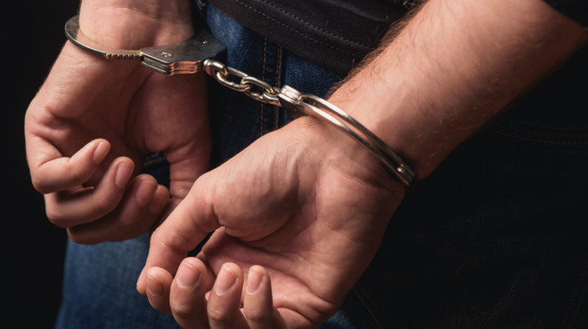 VIDEO // Un bărbat din capitală, cercetat pentru implicarea într-o schemă imobiliară. Victimele au fost prejudiciate cu peste 3 milioane de lei