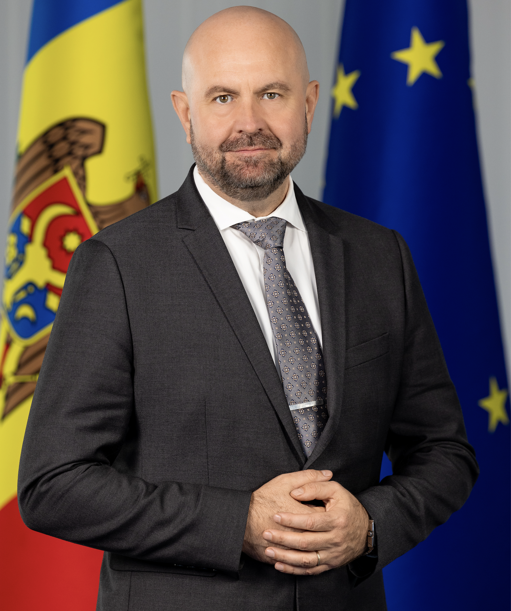 Cabinetul de miniștri condus de Alexandru Munteanu va depune jurământul de învestire 5 990a848f8f3e33210195d64d3ffc574d 3 6905a74d09cfc