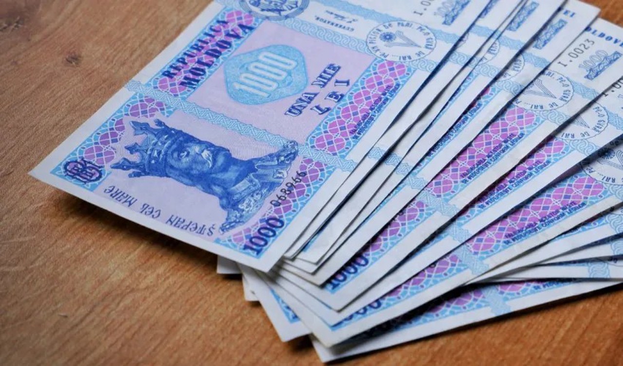 CNAS a finanțat prima tranșă a pensiilor și alocațiilor sociale pentru luna august