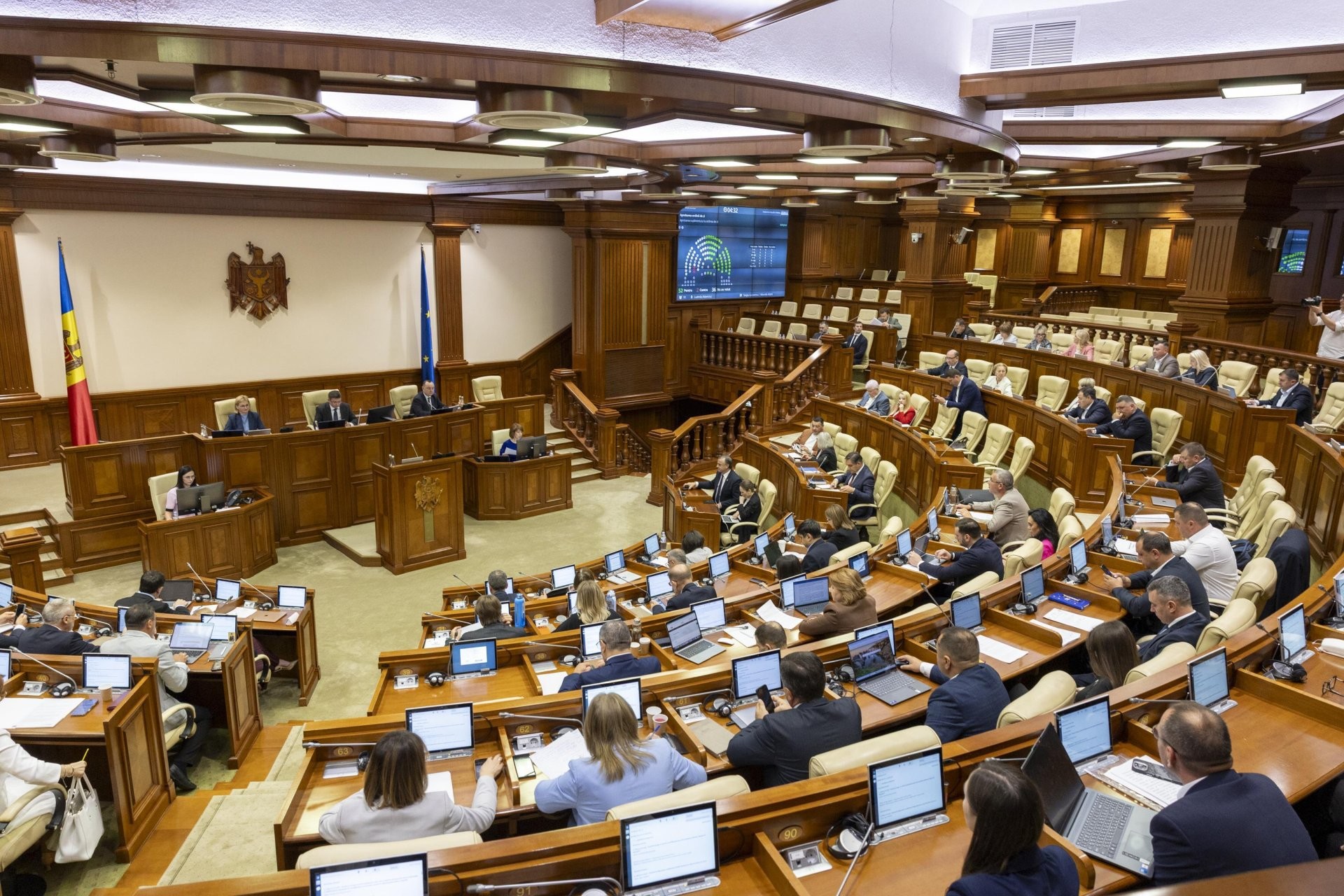 Legislația privind supravegherea firmelor de investiții a fost armonizată cu normele UE