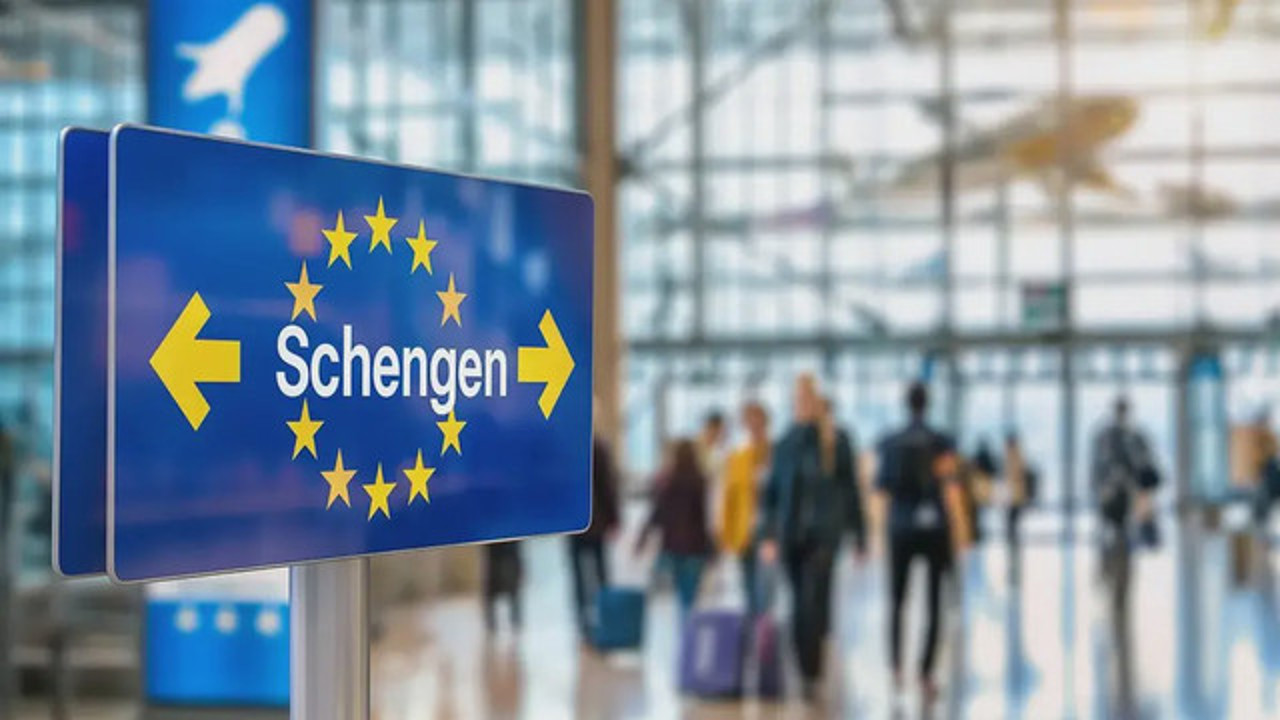Visa-free travel to Schengen Area: facility stays valid for Moldovan citizens, European Commission confirms