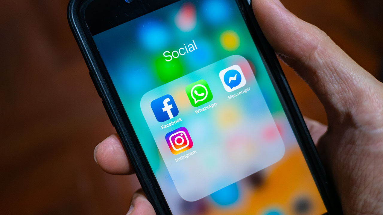 Facebook și Instagram, afectate de o pană la nivel mondial. Utilizatorii raportează probleme de acces