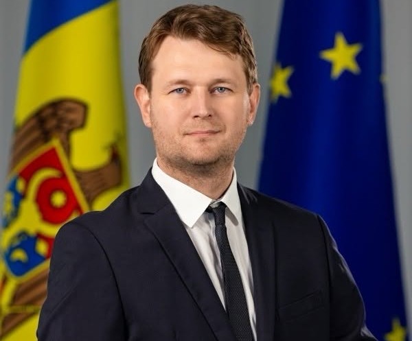 Andrian Gavrilița își încheie mandatul la Finanțe: „Voi continua să-mi ajut țara, indiferent de rolul în care mă voi regăsi”