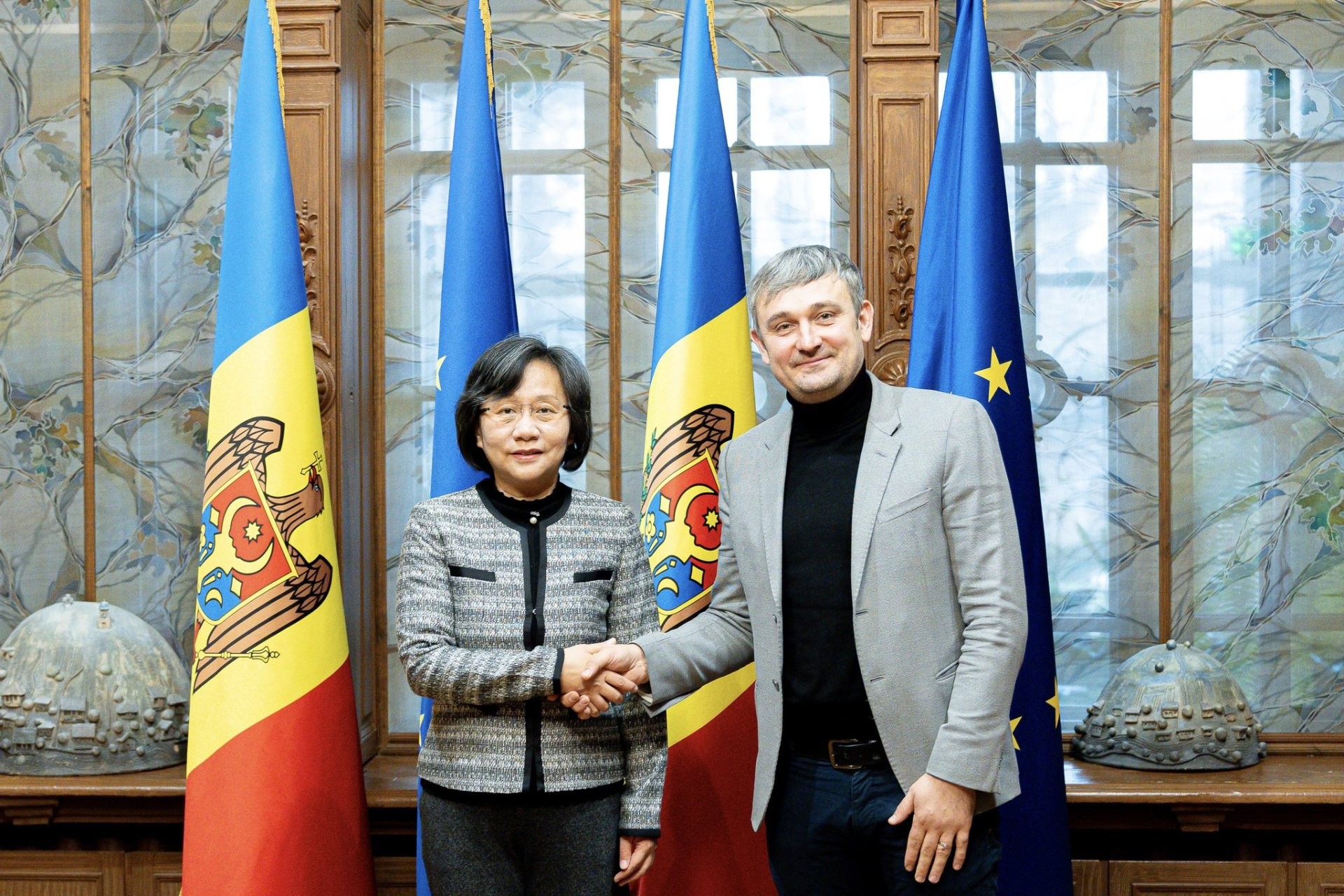 Posibilitățile de extindere a cooperării dintre Republica Moldova și China, discutate de ministrul Culturii cu ambasadoarea Zhihua Dong