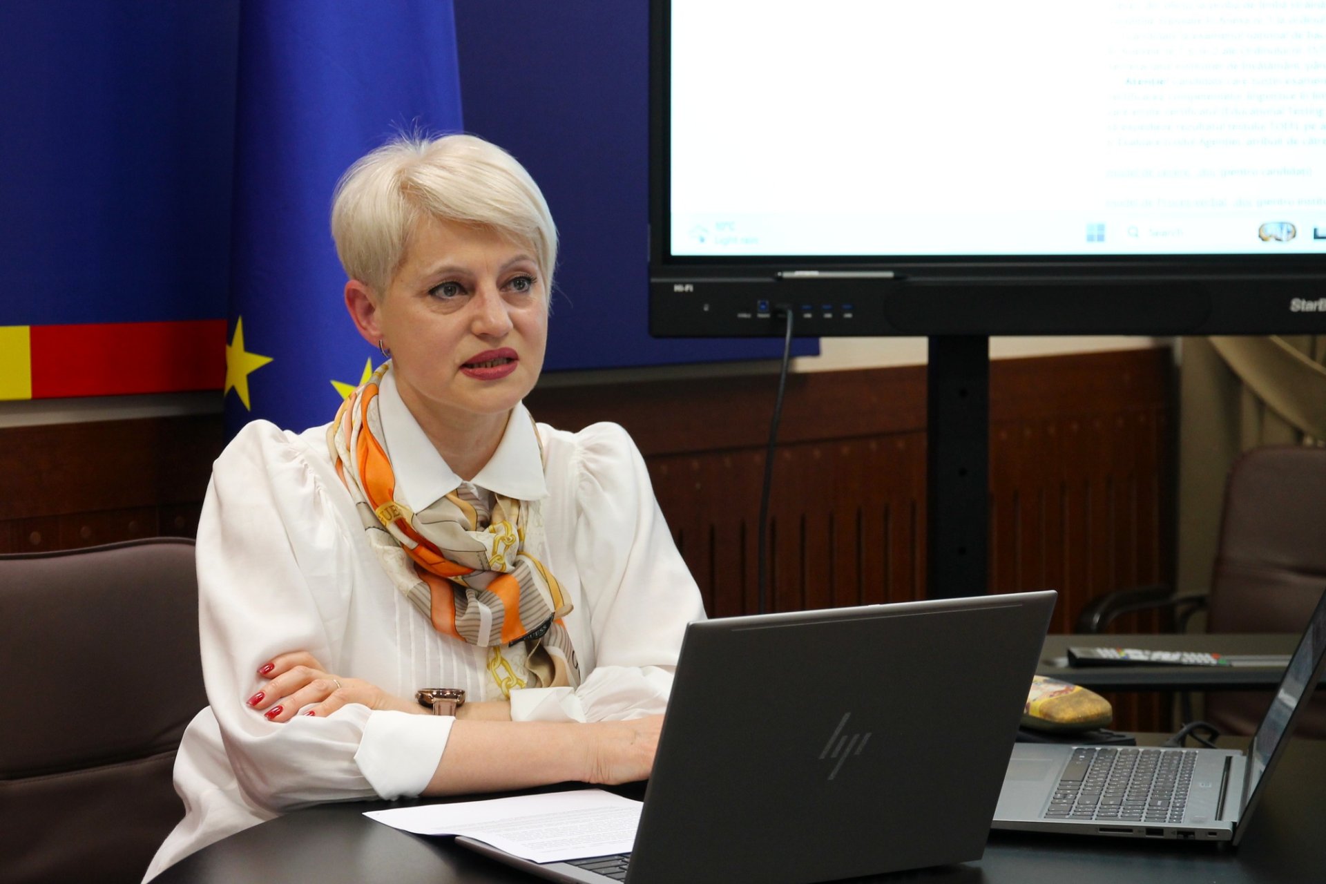 VIDEO // Schimbări în sesiunea de examene 2026: evaluările de clasa a IX-a vor fi organizate în centre raionale