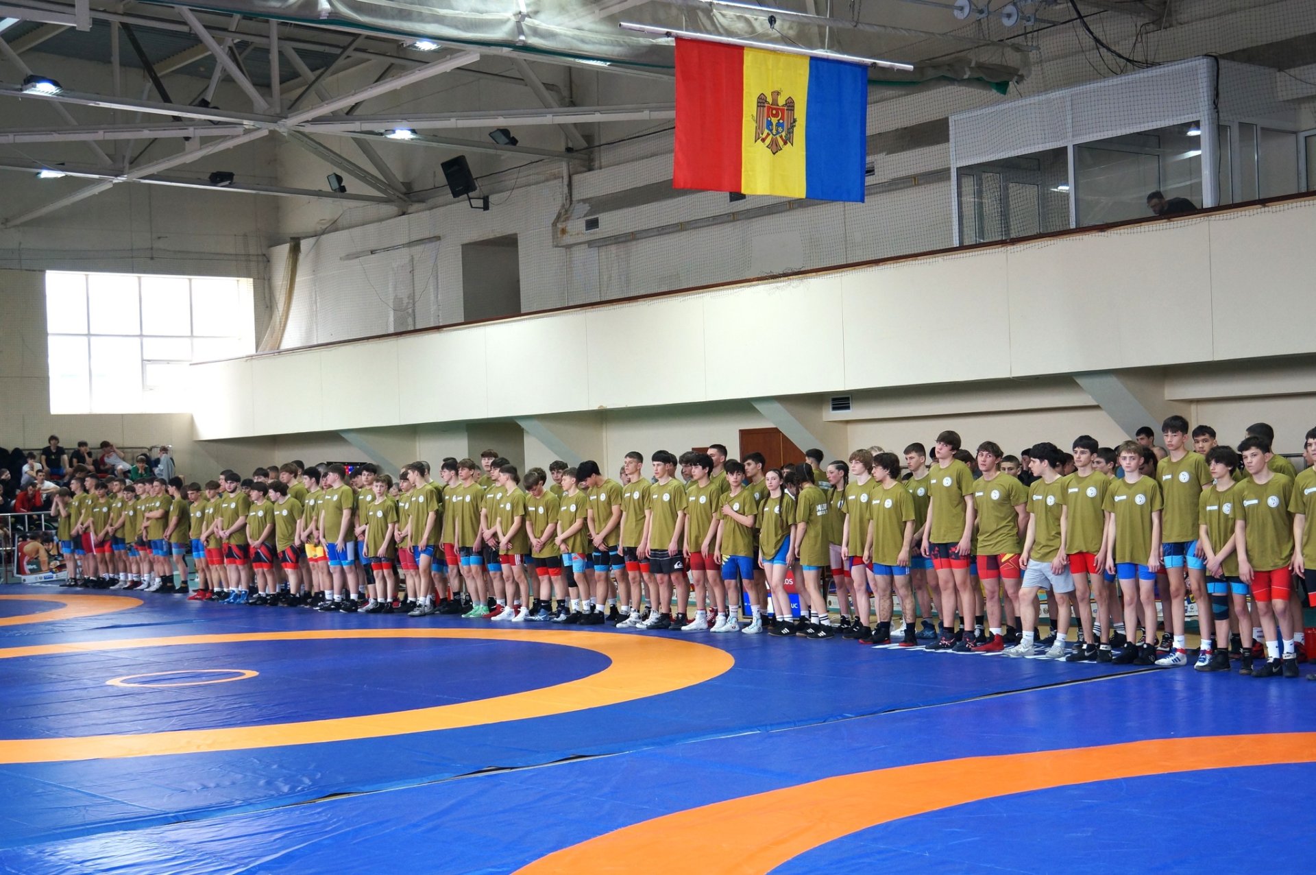 Campionatul național de lupte, desfășurat la Chișinău: competiția a reunit circa 400 de sportivi