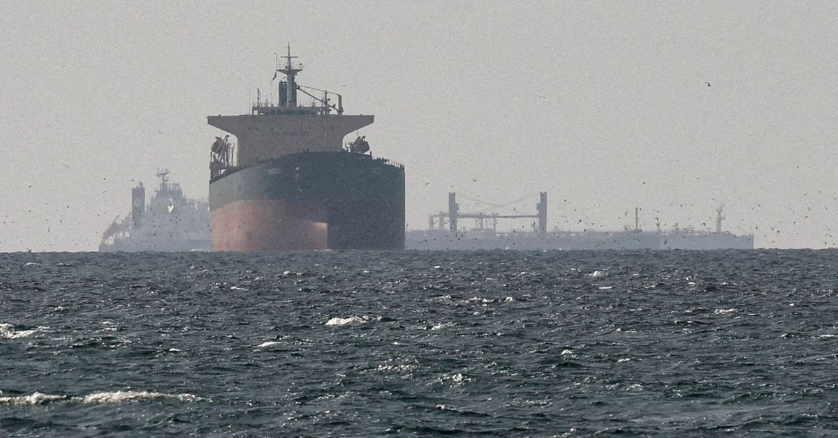 Reuters: Iranul ar putea rezista până la două luni fără exporturi de petrol, în contextul blocadei SUA