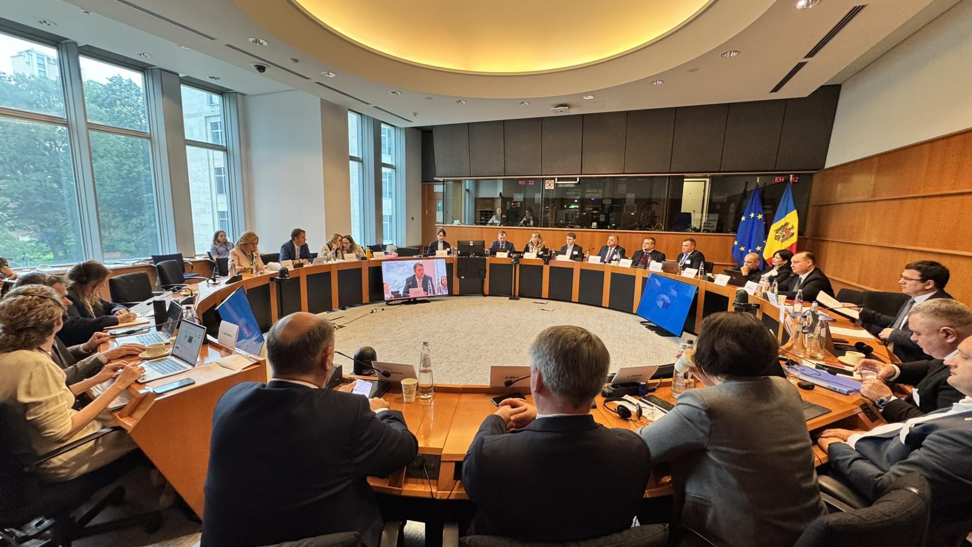 Parlamentul European sprijină Republica Moldova în procesul de integrare europeană. Siegfried Mureșan: „Susținem deschiderea negocierilor de aderare pe toate clusterele”