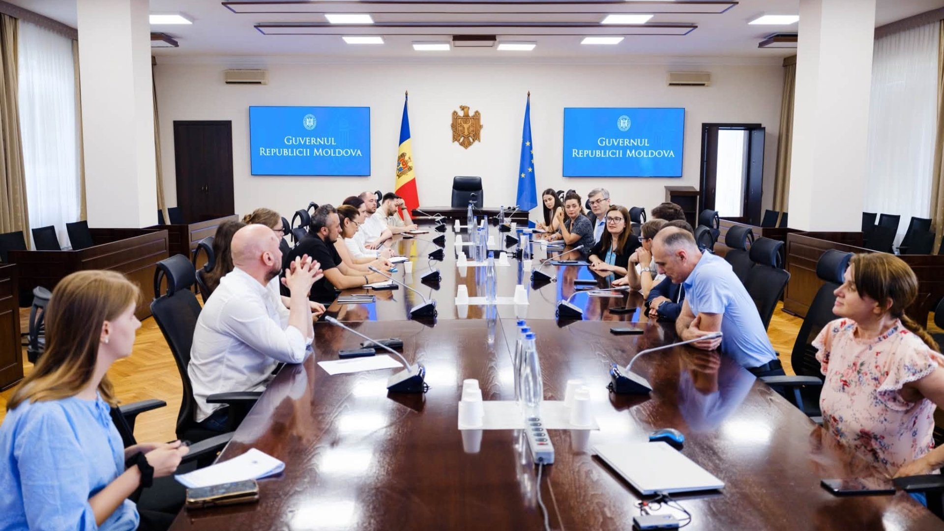 Reformele și negocierile de aderare la UE, discutate cu reprezentanții societății civile