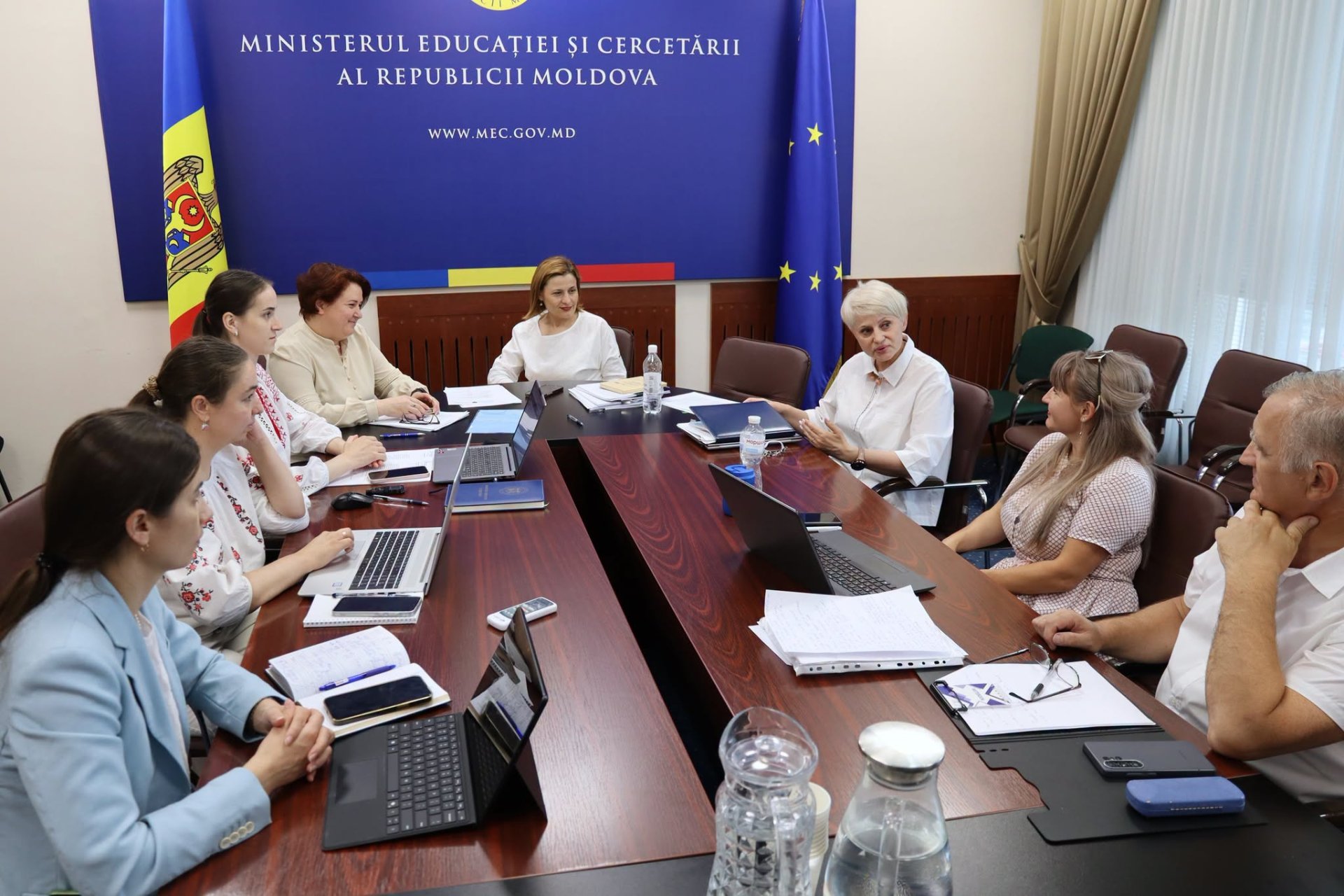 Școlile vor aplica noi măsuri de etică pentru prevenirea discriminării și asigurarea unui mediu sigur