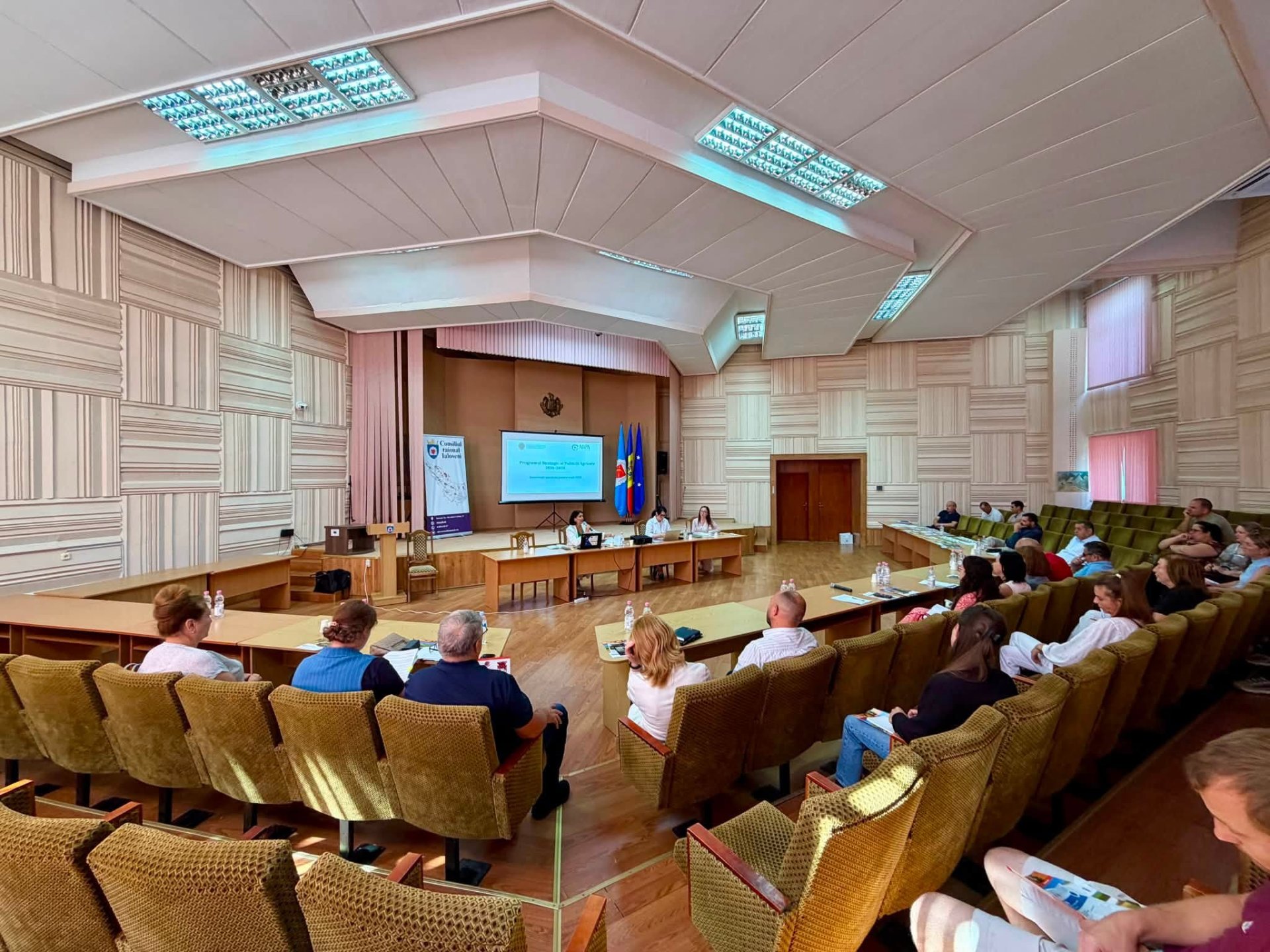 Noile mecanisme de sprijin pentru agricultură, prezentate fermierilor din întreaga țară