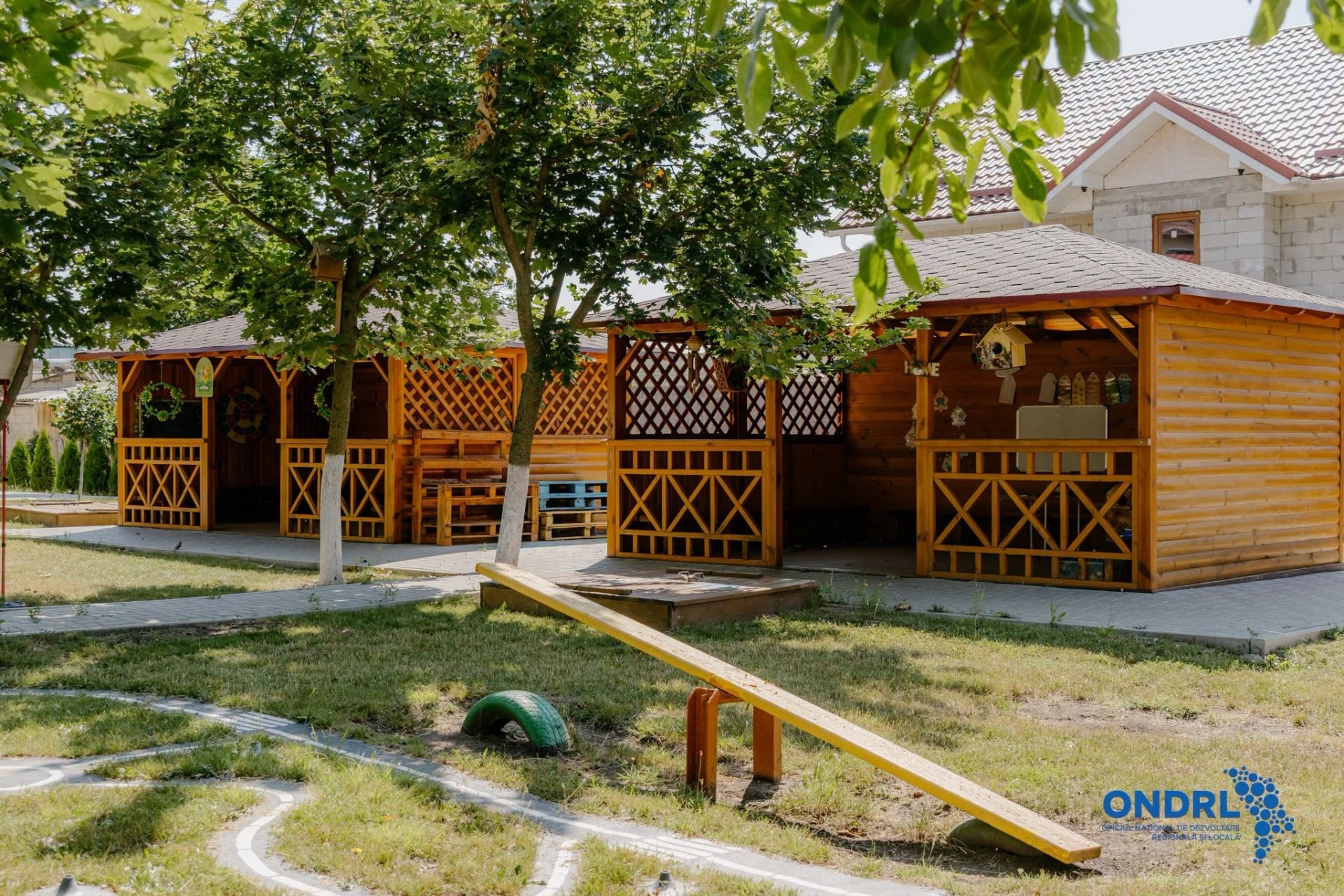 SATUL EUROPEAN // Drum reabilitat, canalizare și condiții mai bune pentru copii în comuna Țipala