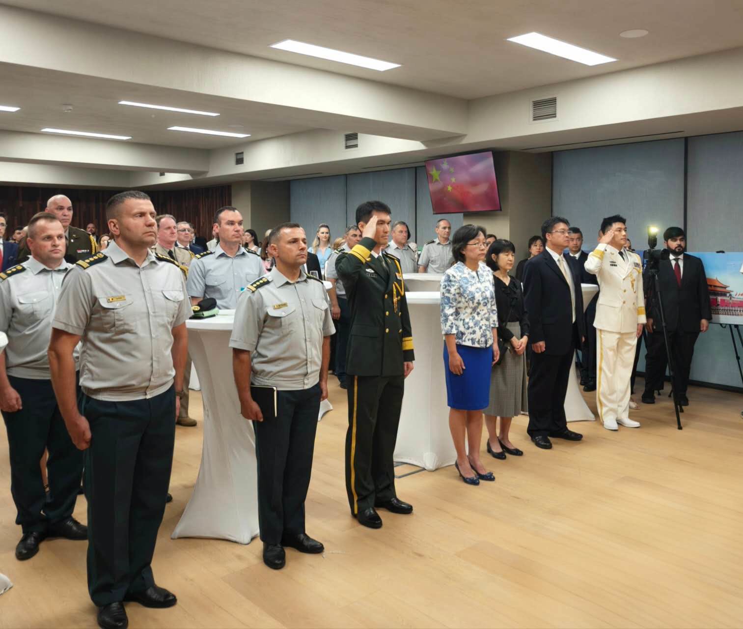 China propune aprofundarea cooperării în domeniul apărării cu Republica Moldova, în numele păcii și dezvoltării