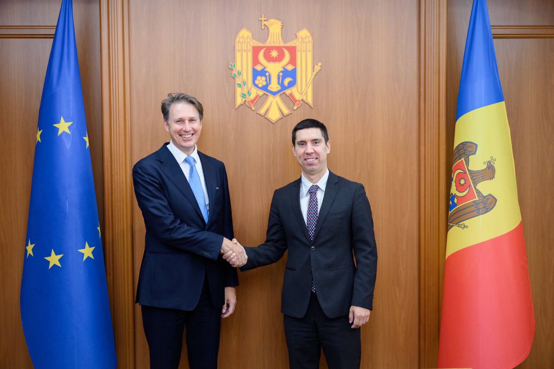 Evoluția relațiilor dintre Republica Moldova și Regatul Țărilor de Jos și cooperarea în domeniul securității, discutate de vicepremierul Mihai Popșoi și ambasadorul Fred Duijn