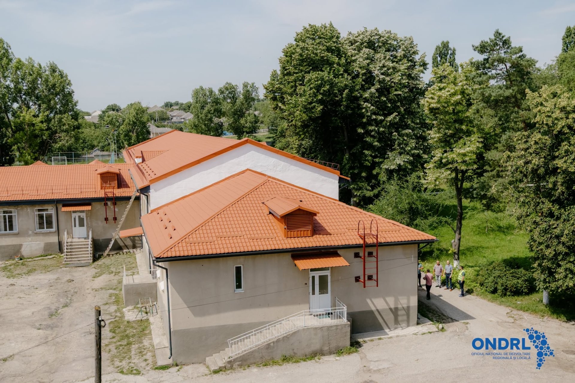 SATUL EUROPEAN // Școală renovată și servicii publice mai bune pentru locuitori comunei Chișcăreni