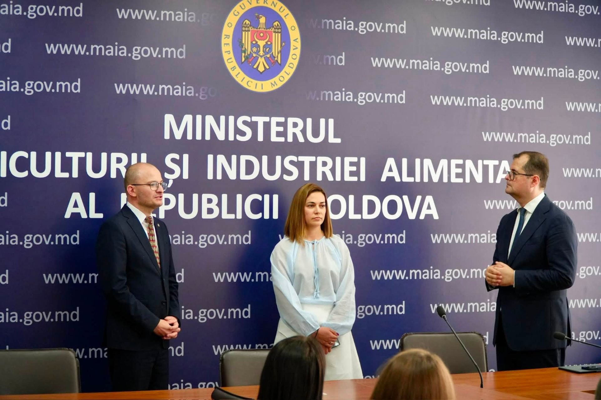 Noul ministru al Agriculturii a fost prezentat colectivului. Premierul Vasile Tofan cere continuarea reformelor în sector