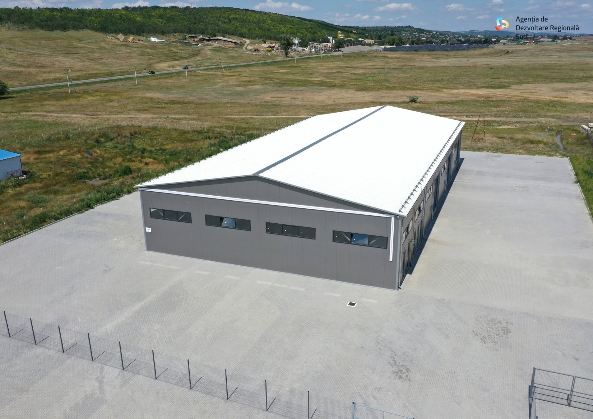 FOTO // O nouă hală de producere la Cimișlia deschide oportunități pentru antreprenorii din regiune