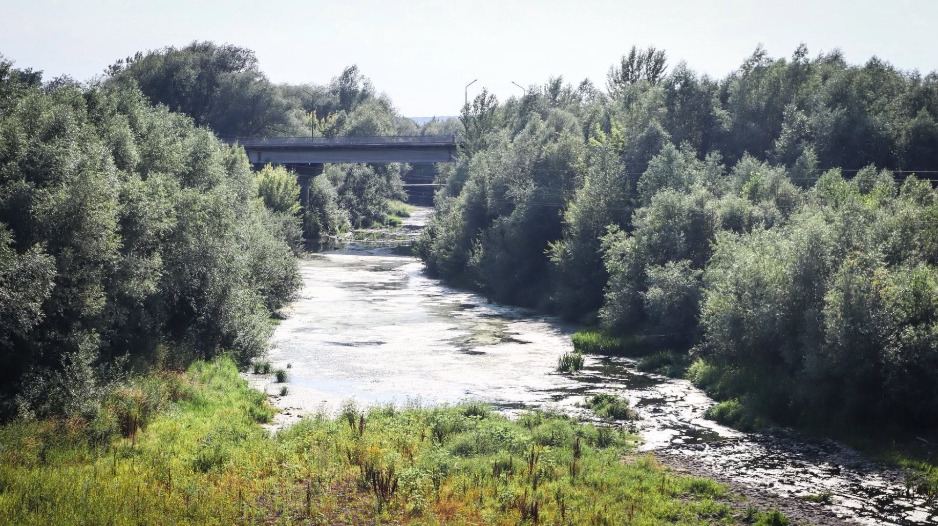 FOTO // Autoritățile din Moldova și Ucraina au evaluat situația de pe Nistru și pregătesc măsuri pentru diminuarea riscurilor
