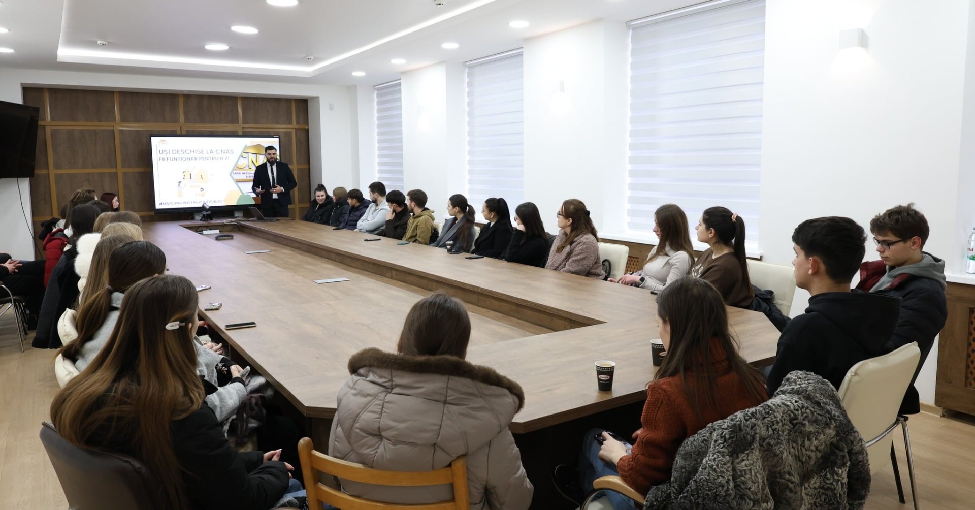 CNAS organizează o sesiune de informare despre acordarea prestațiilor sociale și serviciile electronice. Cetățenii, invitați să se înscrie la eveniment