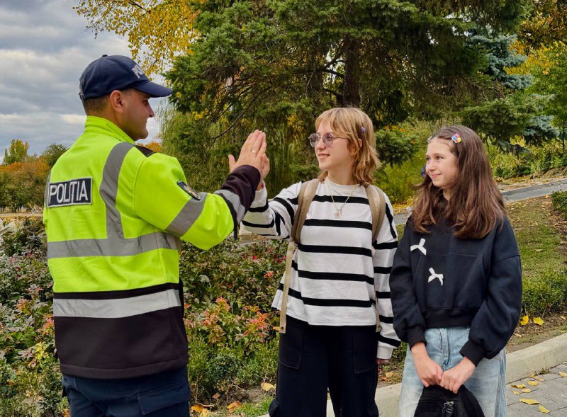 Polițiștii îndeamnă părinții și copiii să respecte măsurile de siguranță în timpul vacanței de Paști