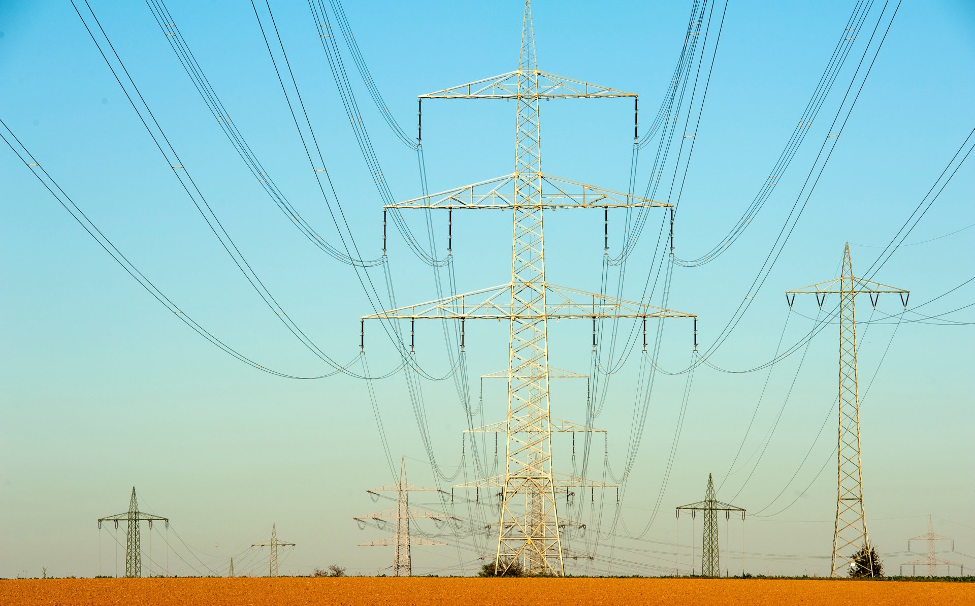 Moldelectrica monitorizează permanent funcționarea Sistemului Electroenergetic Național, în contextul deficitului estimat de energie