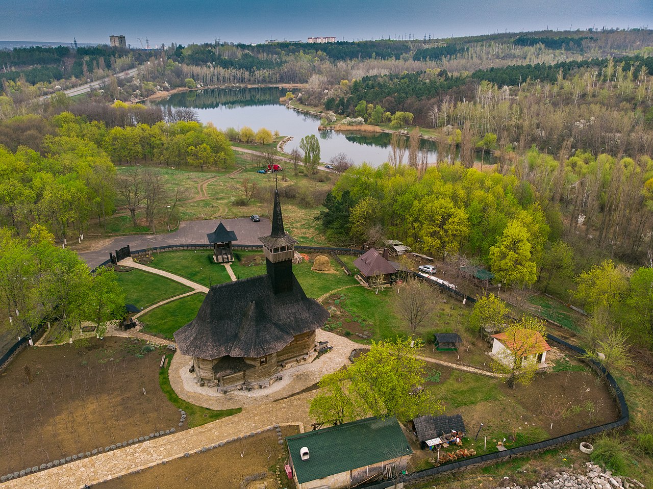 VIDEO // Programul Tichetelor de Vacanță, lansat oficial. Angajații pot valorifica un sprijin de până la 8700 de lei pentru vacanțe în Republica Moldova