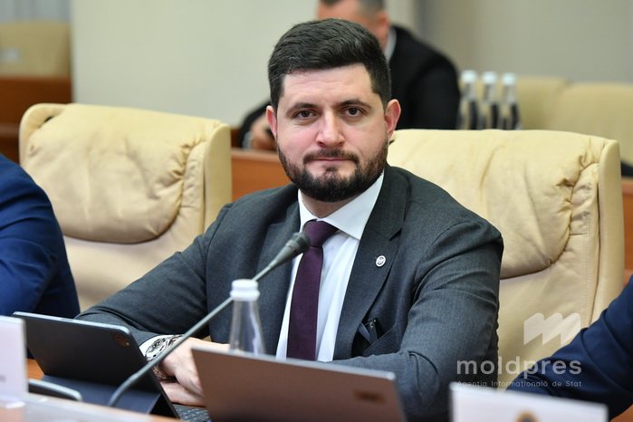 Ministrul Energiei, Dorin Junghietu: „Toți consumatorii afectați de deconectările electrice au fost realimentați cu energie prin circuite alternative”