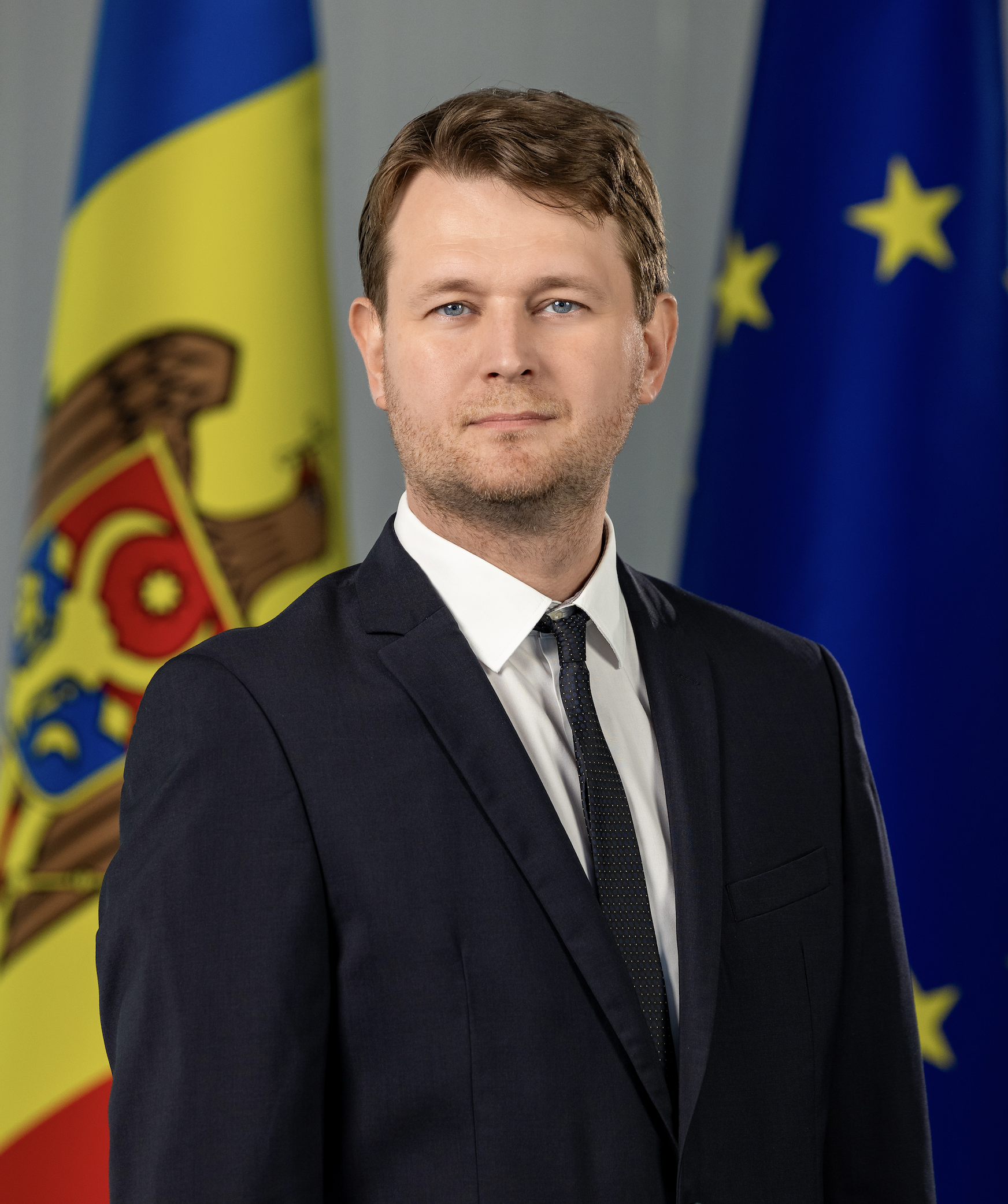 Cabinetul de miniștri condus de Alexandru Munteanu va depune jurământul de învestire 9 990a848f8f3e33210195d64d3ffc574d 6905a7516e550