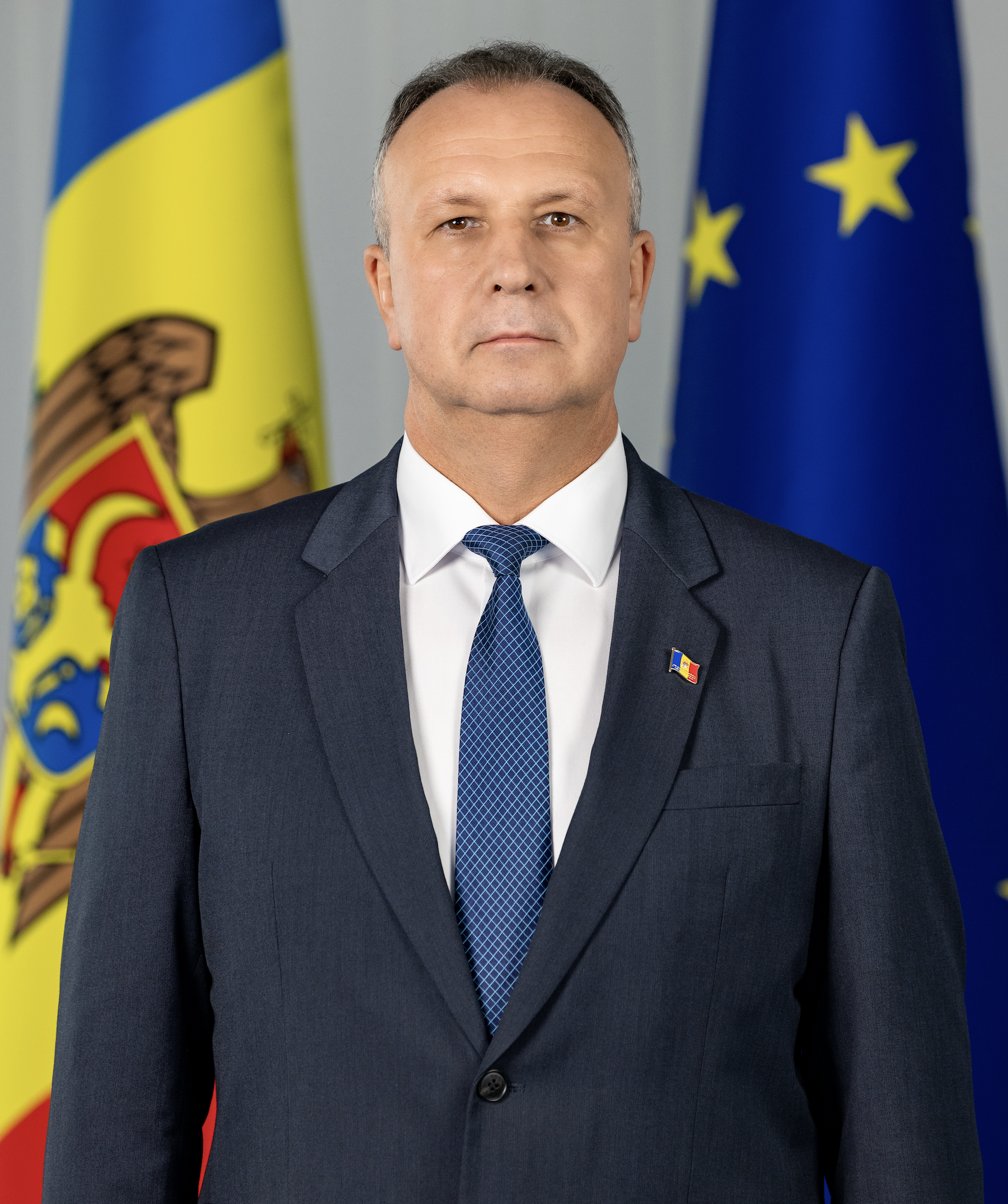 Cabinetul de miniștri condus de Alexandru Munteanu va depune jurământul de învestire 11 990a848f8f3e33210195d64d3ffc574d 6905a7524f922
