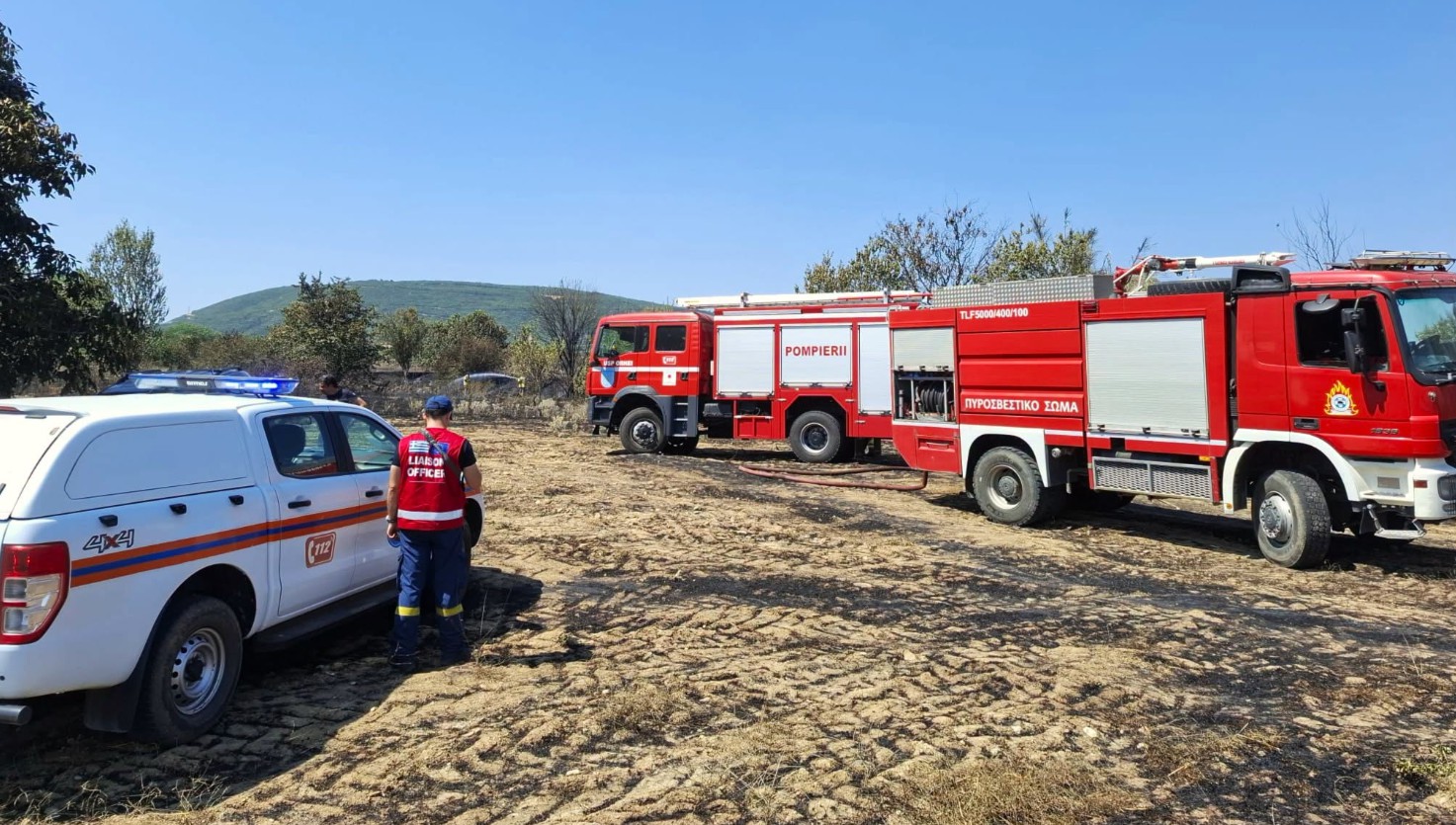 FOTO, VIDEO // Echipa IGSU aflată în Grecia a desfășurat prima intervenție. Aceasta a lichidat focare de vegetație în regiunea Salonic