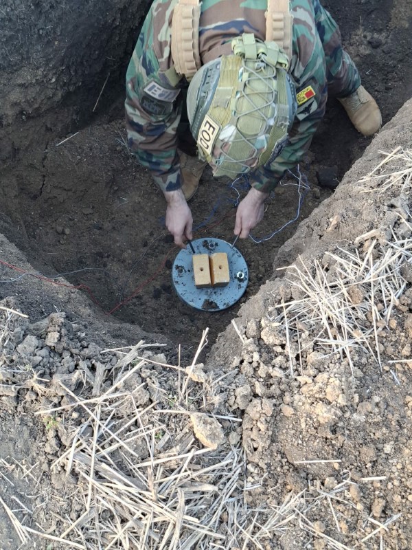 Geniștii militari au neutralizat mai multe obiecte explozive, inclusiv o încărcătură de dronă